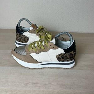ShuShop Florence Leopard Print Retro Style Sneakers Size 7